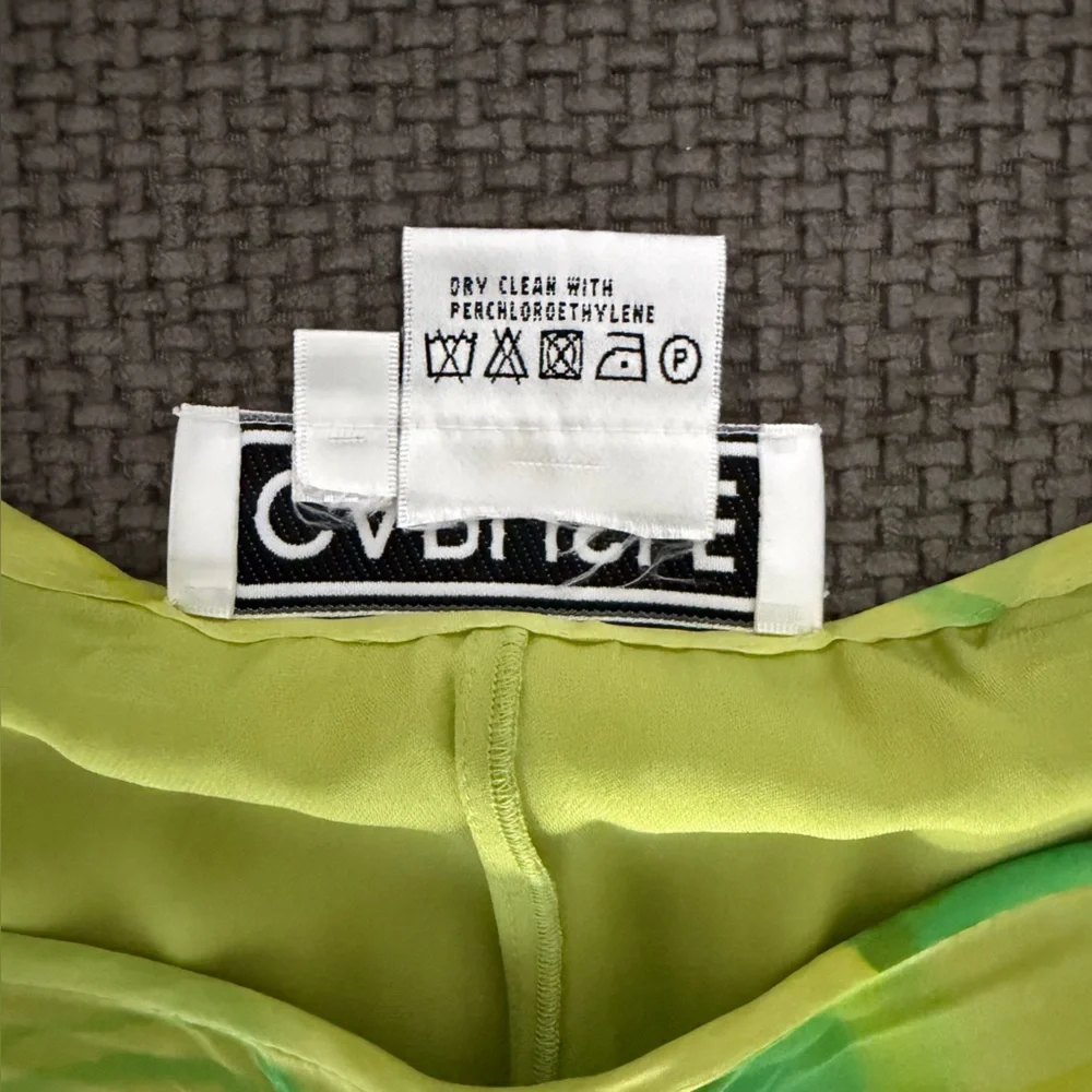 Chartreuse Pistachio Green Floral Skirt 100% Silk 0 90s Minimalist Whimsigoth